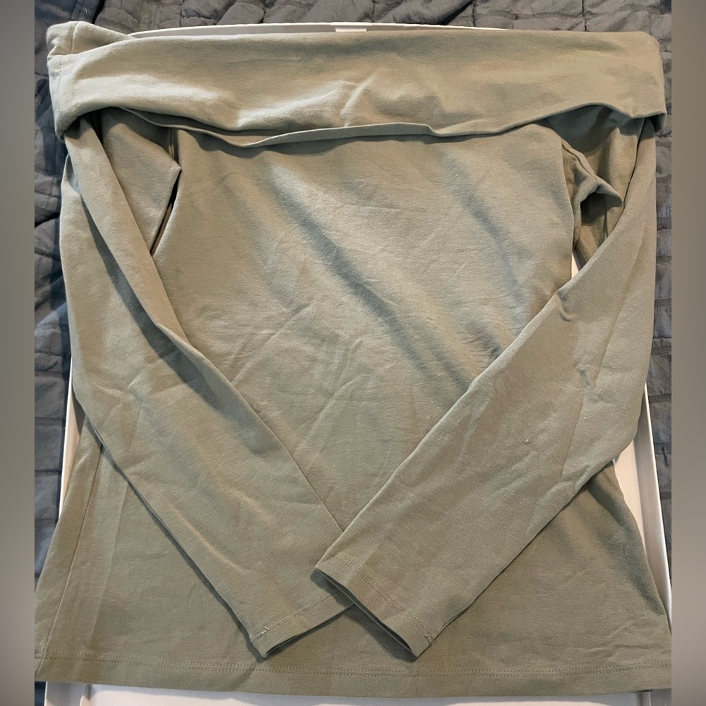 Abercrombie & Fitch Sage Green Long Sleeve Shirt
